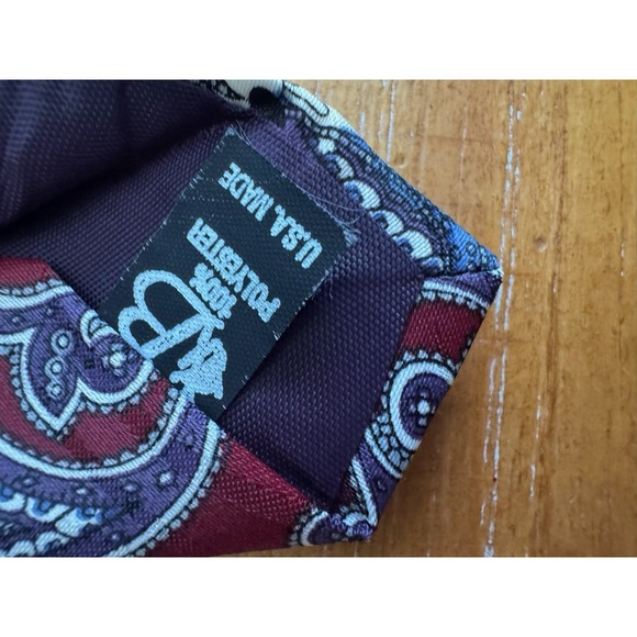 Mickey Mouse Unlimited Disney Necktie Paisley W/ Mickey Faces Men Polyester Tie - Picture 5 of 5